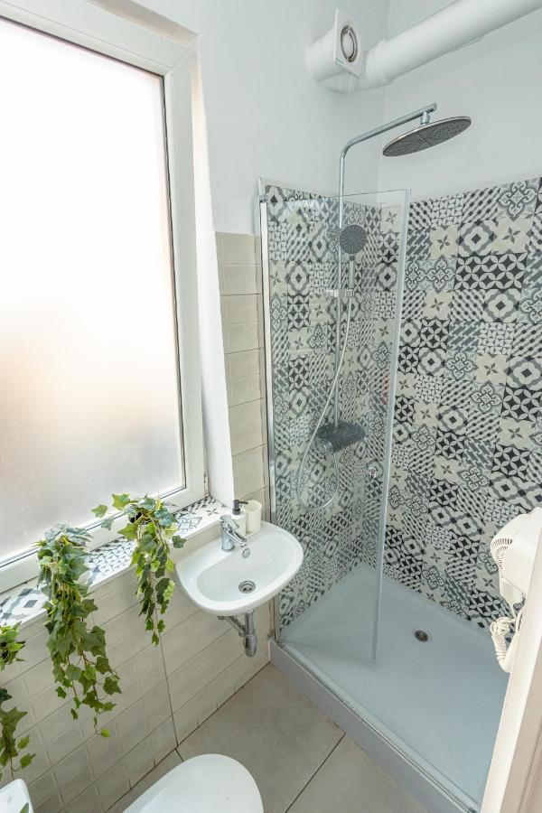 First Hostel Bucur 21 Bucureşti Eksteriør bilde