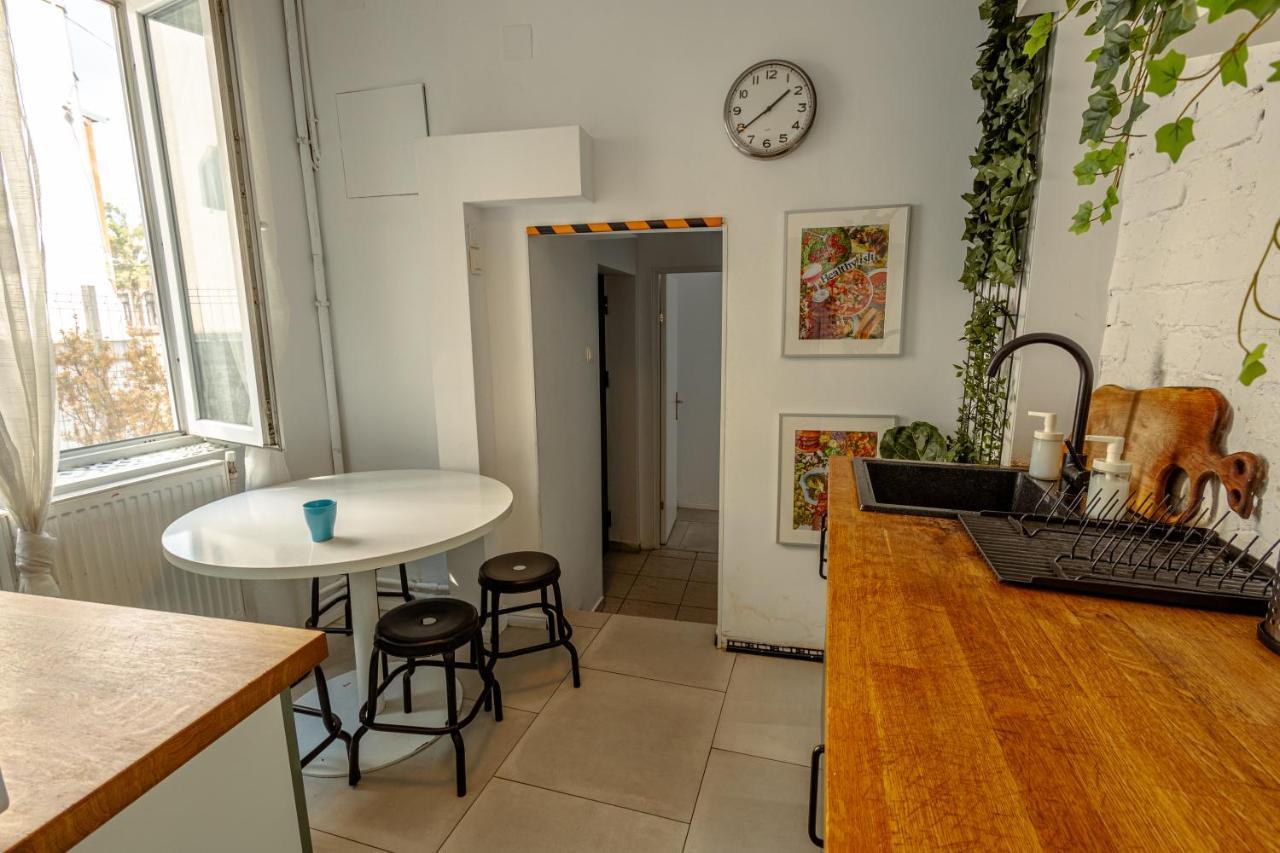 First Hostel Bucur 21 Bucureşti Eksteriør bilde